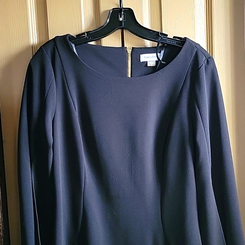 CALVIN KLEIN BLACK EUC SPLIT SLEEVE DRESS